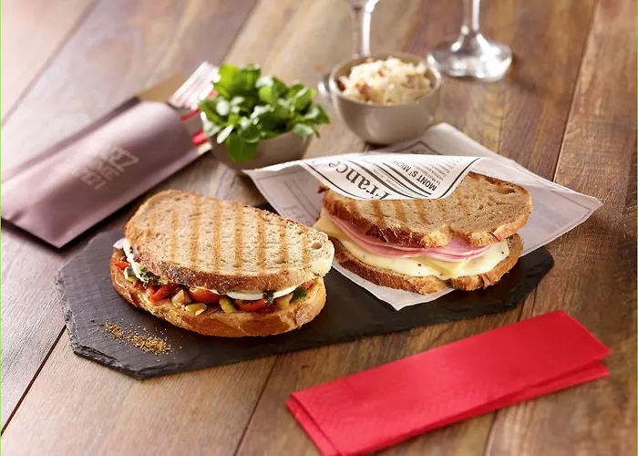 Ibis Car Ferry 3* Calais