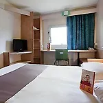 Ibis Car Ferry Hotel 3*