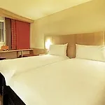 Hotel Ibis Car Ferry