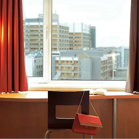 Ibis Car Ferry Hotell