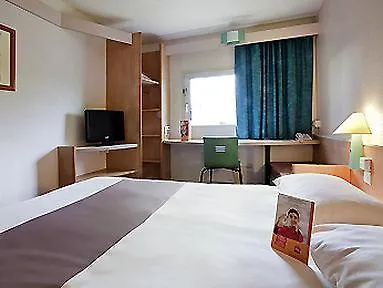 Ibis Car Ferry Hotell 3*