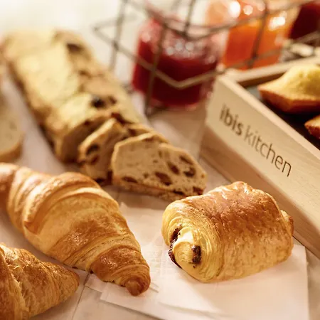 Ibis Car Ferry Отель Кале