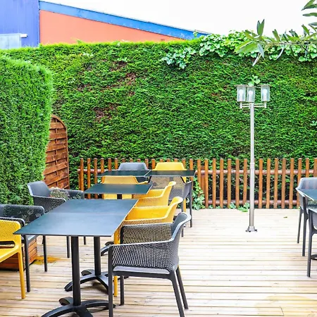 Szálloda Ibis Car Ferry