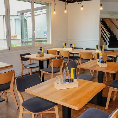 Ibis Car Ferry Szálloda Calais