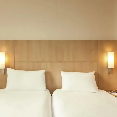 Ibis Car Ferry Calais