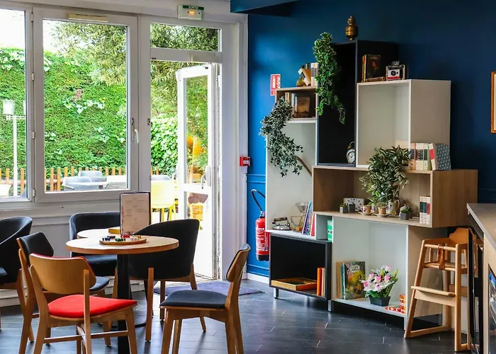 Hotel Ibis Car Ferry